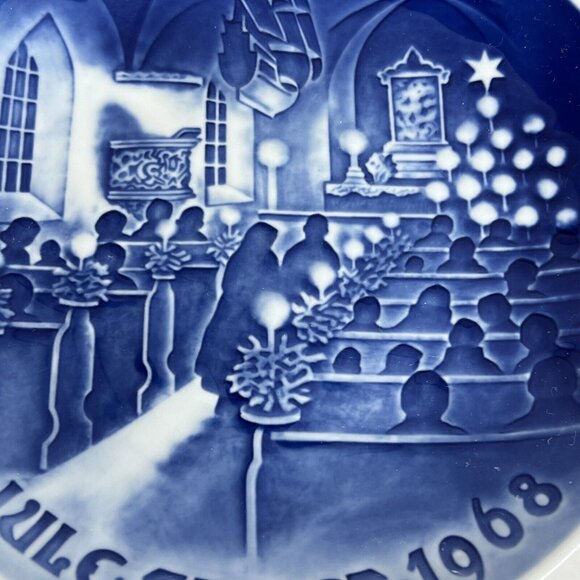 1968 B & G Christmas In Church Plate Blue Bing & Grondahl Copenhagen Denmark VTG - Picture 2 of 5